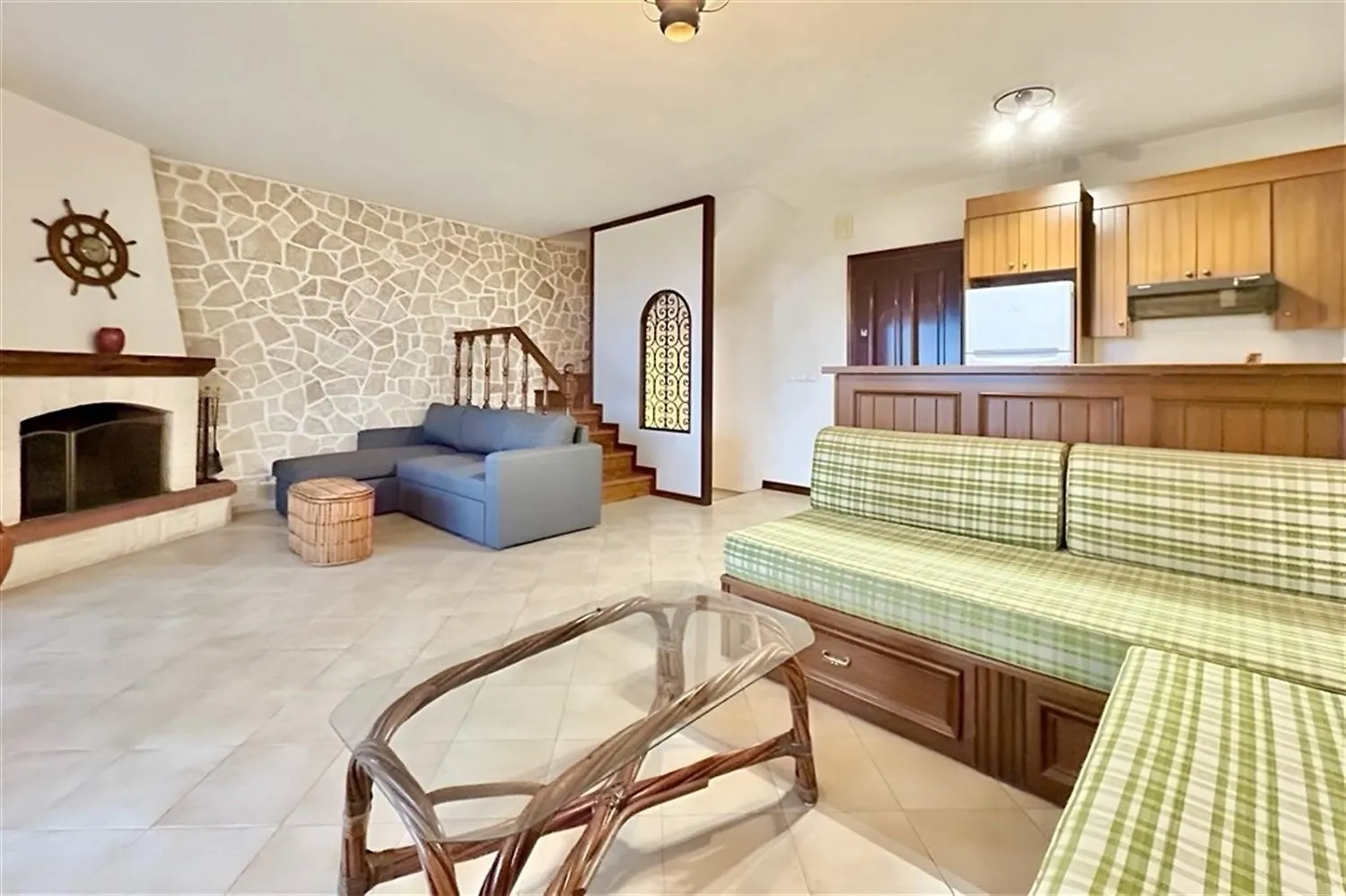 Nikolas Villa Hanioti 3 Bedrooms 14 Guests