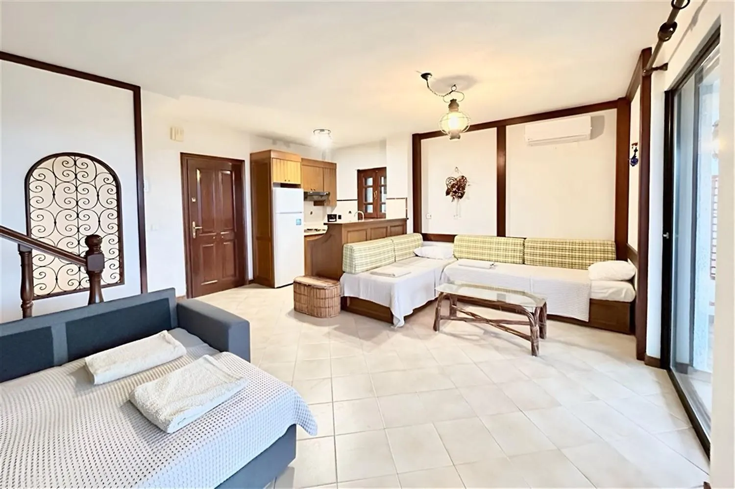 Nikolas Villa Hanioti 3 Bedrooms 14 Guests 0*,  Greece